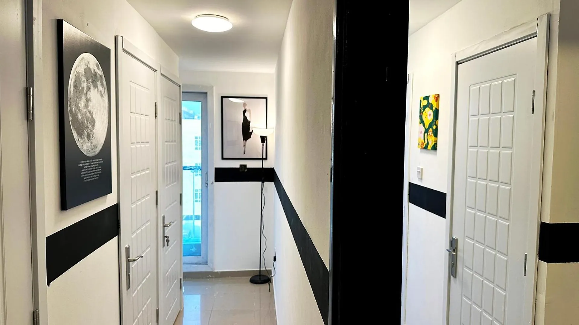 Cozy Corner Partition Room Near Burjuman Metro ドバイ