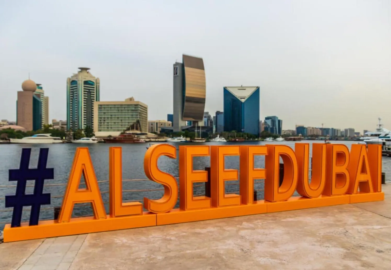Homestay Cozy Corner Partition Room Near Burjuman Metro Dubai