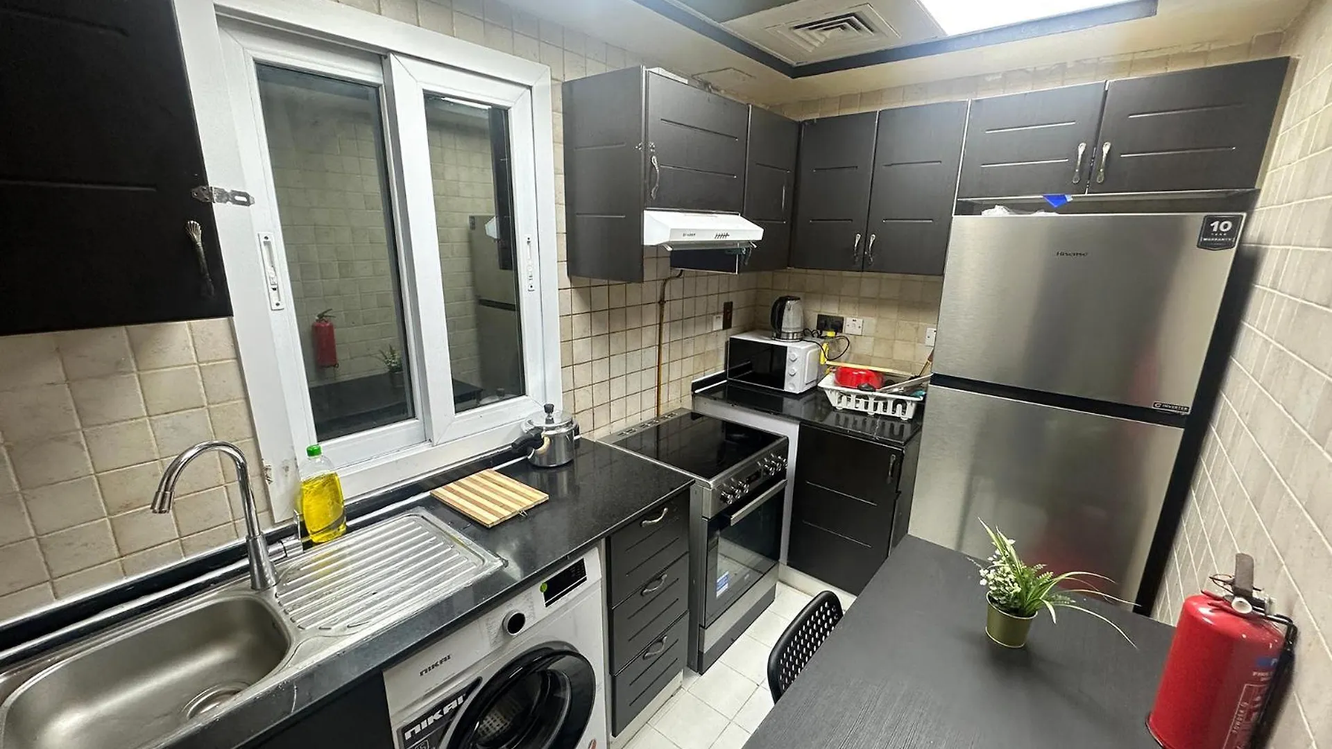 Cozy Corner Partition Room Near Burjuman Metro Dubai